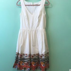 Ivory spring summer time dress nwot sz M 6,8